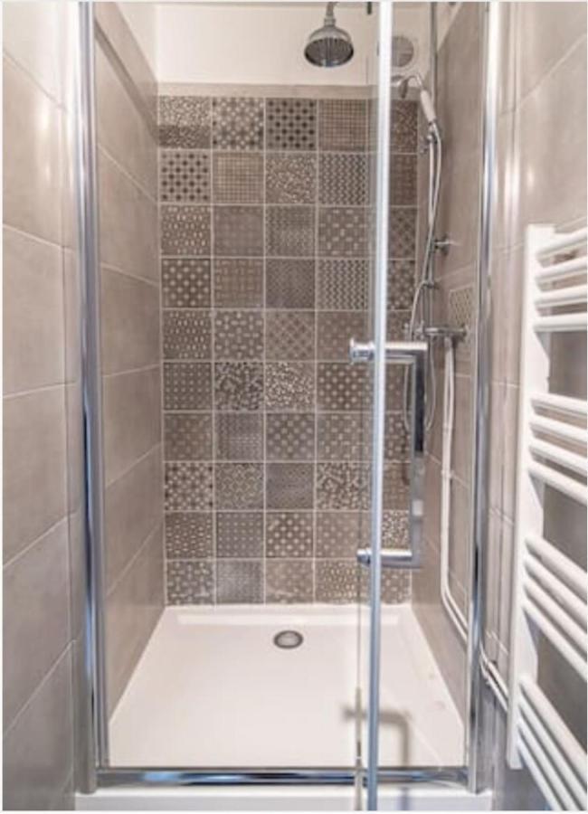 Le San Diego - Appartement 4 Pers Oullins-Lyon Ngoại thất bức ảnh